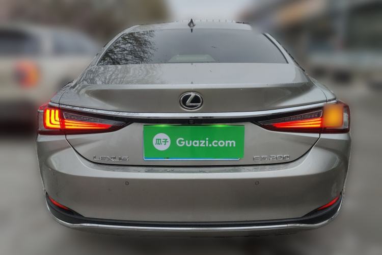 Used Lexus ES 2022 200 Excellence Edition Rear