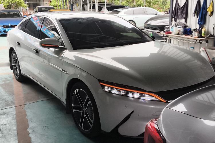 Used BYD Han 2020 EV Long-Range Deluxe Model Front Right 45 Deg