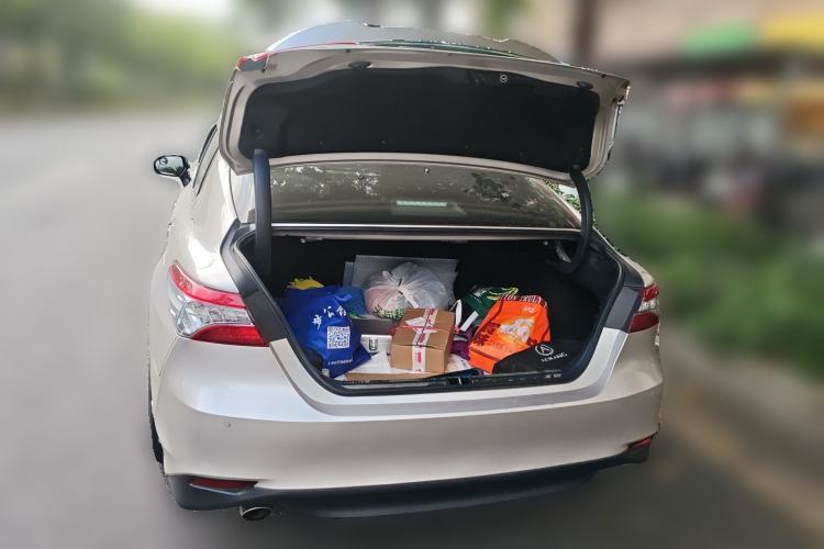 Used Toyota Camry 2018 Dual-Engine 2.5 HG Luxury Edition Trunk