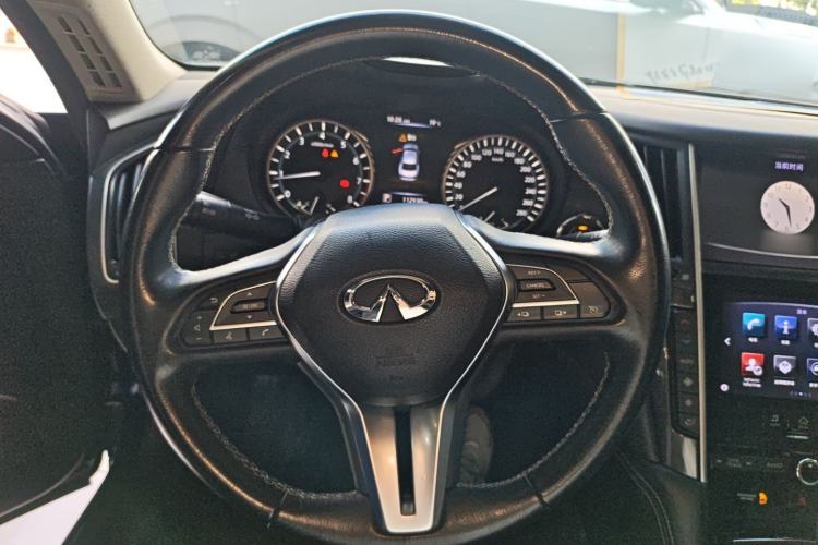 Used Infiniti Q50L 2018 2.0T Comfort Edition China VI Standard
