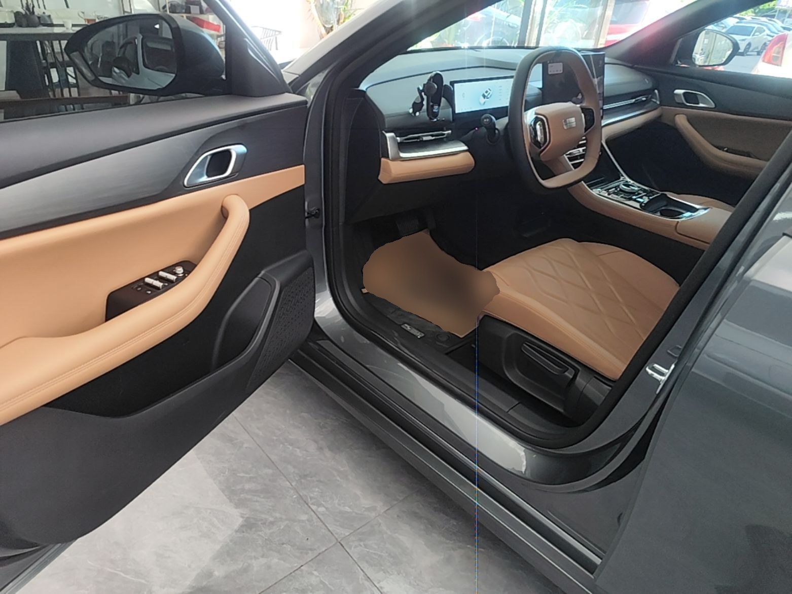 Geely Galaxy A7 2025 Model EM-i 70km Luxury Edition — снимка 18