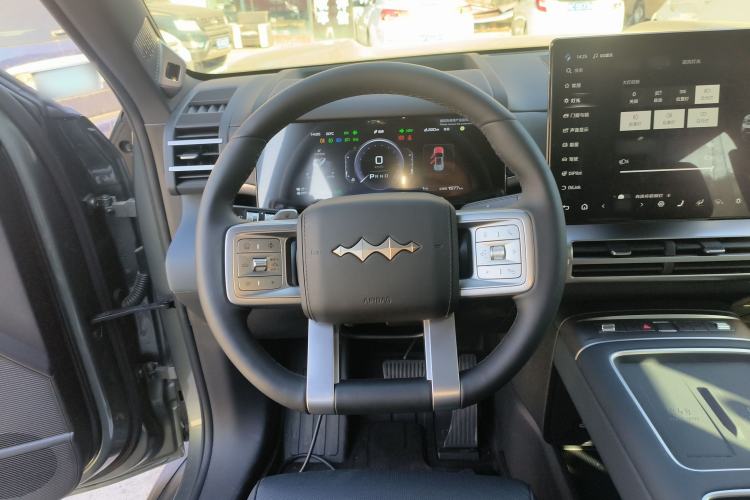 Used Formula Leopard Tai 7 2025 Model 200 km Two-Wheel Drive Max Edition