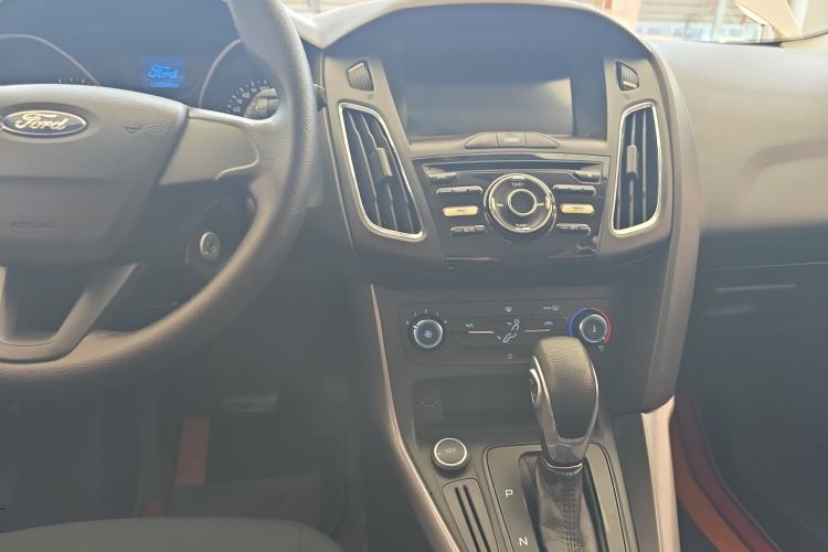Used Ford Focus 2015 Hatchback 1.6L Automatic Comfort Model
