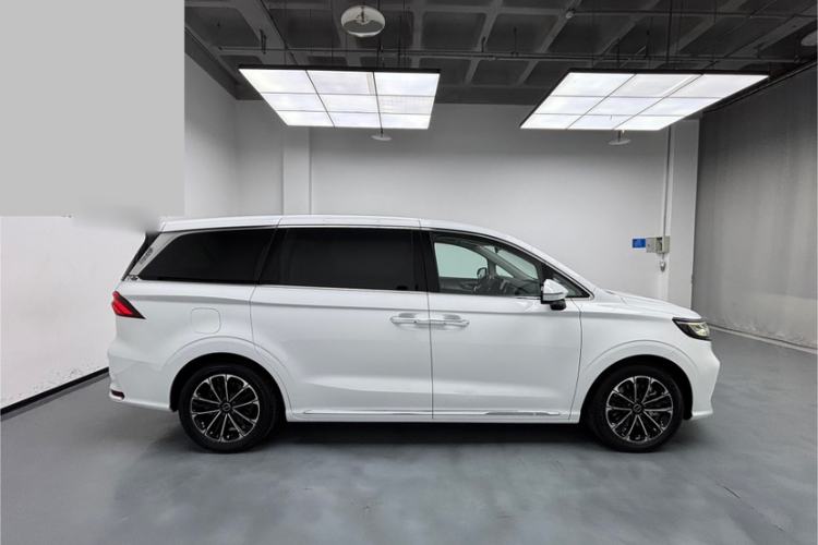 Used Roewe iMAX8 2021 400TGI Flagship Edition
