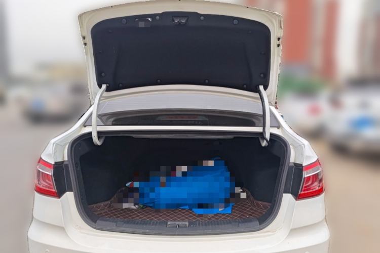 Used Changan Eado DT 2019 1.6L Manual Comfort Model China VI Standard