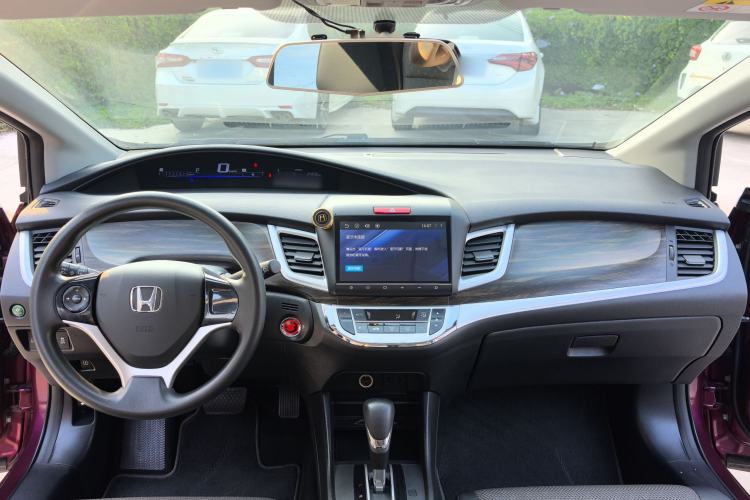 Used Honda Jade 2017 1.8L automatic Comfort version 5 seats
