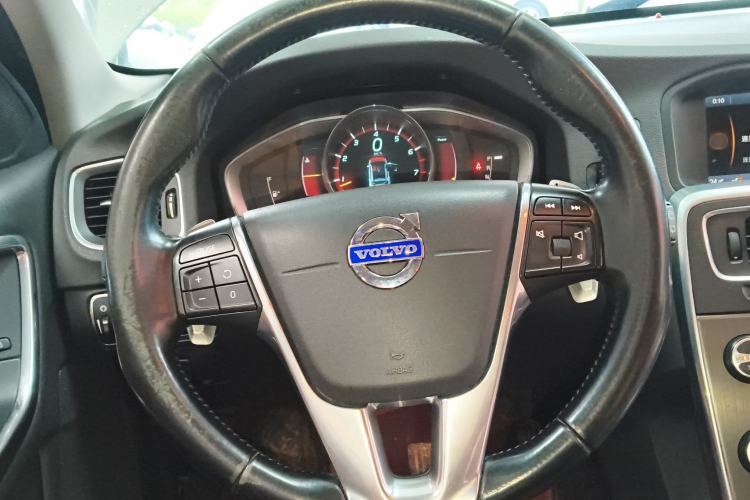 Used Volvo V60 2014 T5 Zhiya Edition