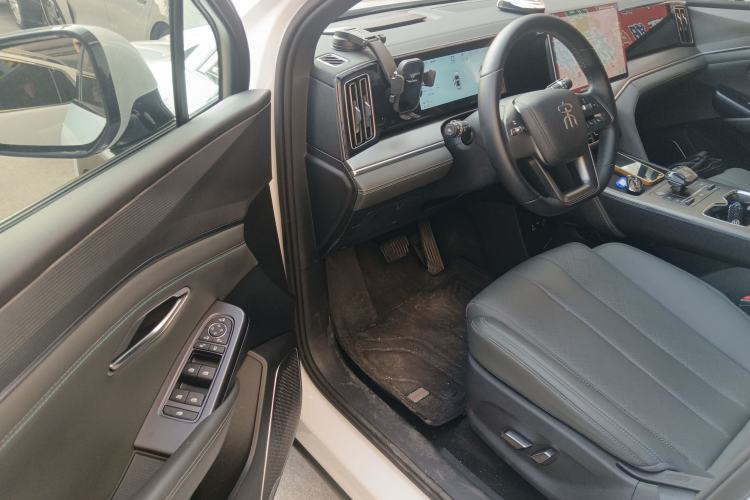 Used BYD Song L DM-i 2025 Intelligent Driving Version 112 km Leading Trim
