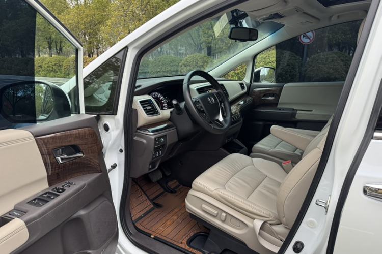 Used Honda Odyssey 2015 2.4L Prestige Edition