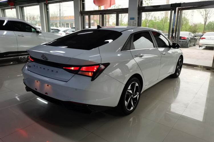 Used Hyundai Elantra 2022 1.5L CVT GLX Elite Edition