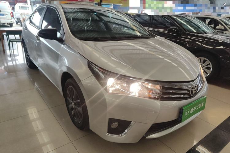 Used Toyota Corolla 2017 1.2T CVT GL-i Leather Edition Front Right 45 Deg