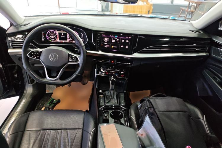 Used Volkswagen Passat 2023 330TSI Luxury Edition