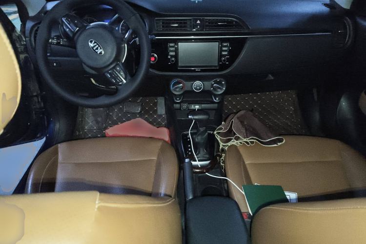 Used Kia KX Cross 2017 1.4L AT GLS