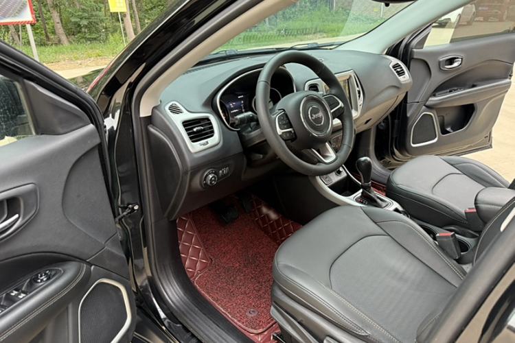 Used Jeep Compass 2017 200T Automatic Family Edition