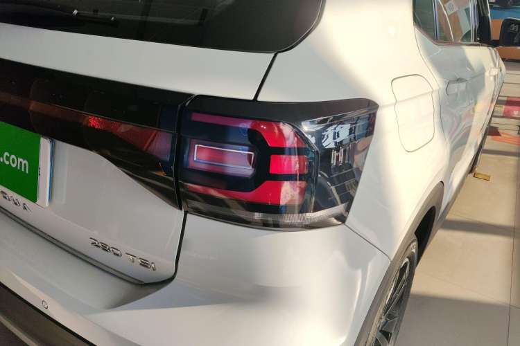 Used Volkswagen Tacqua 2021 280TSI DSG EnjoyPro Smart Connectivity Version