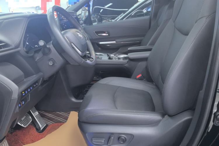 Used Toyota SIENNA 2021 2.5L Hybrid Platinum Edition