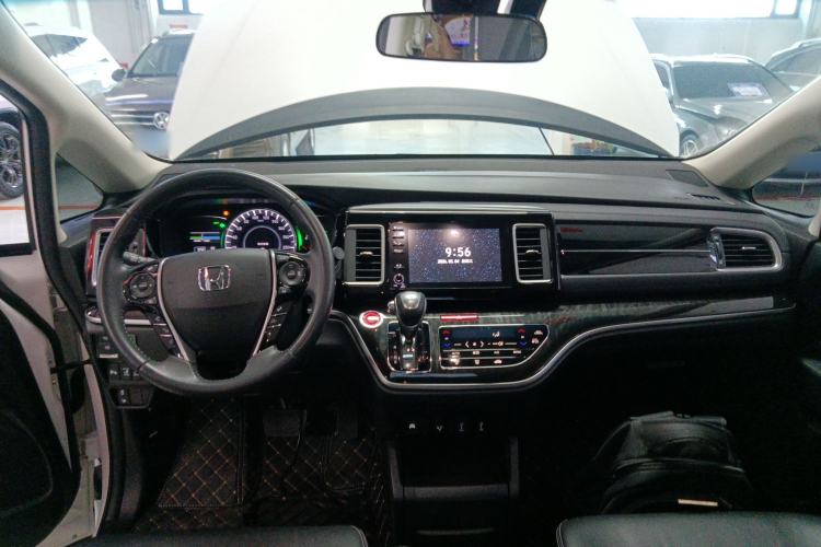 Used Honda Elysion 2019 2.0L Hybrid Luxury Edition
