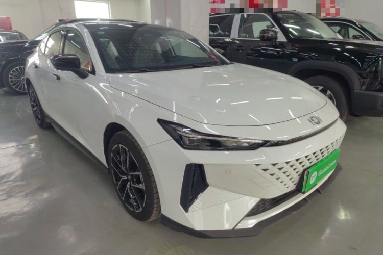 Used CHANGAN NEVO A06 2023 Supreme Model Front Right 45 Deg