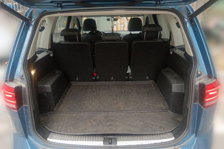 Used Volkswagen Touran 2018 Volkswagen Touran L 280TSI DSG Comfort Edition 7 Seats China V Emission Standard