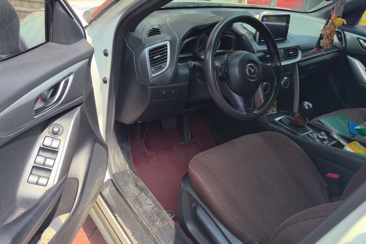 Used Mazda CX-4 2016 2.0L Automatic 2WD Blue Sky Dynamic Leather Edition Driver Seat