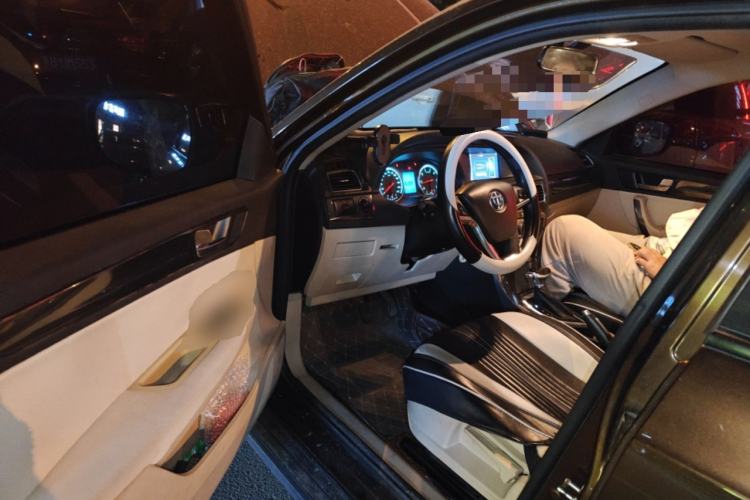 Used Brilliance V5 2012 1.6L Automatic Comfort Edition