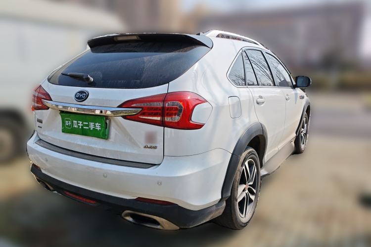 Used BYD Tang New Energy 2015 2.0T Four-Wheel-Drive Flagship Model