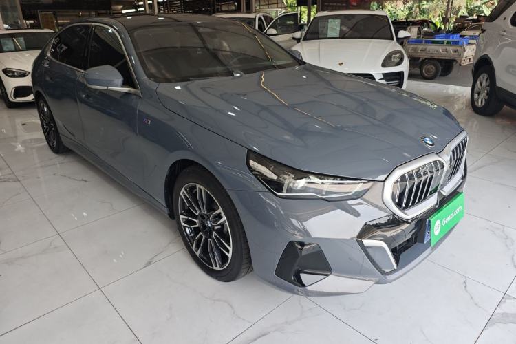 Used BMW 5 Series 2024 530Li Leading Model M Sport Package