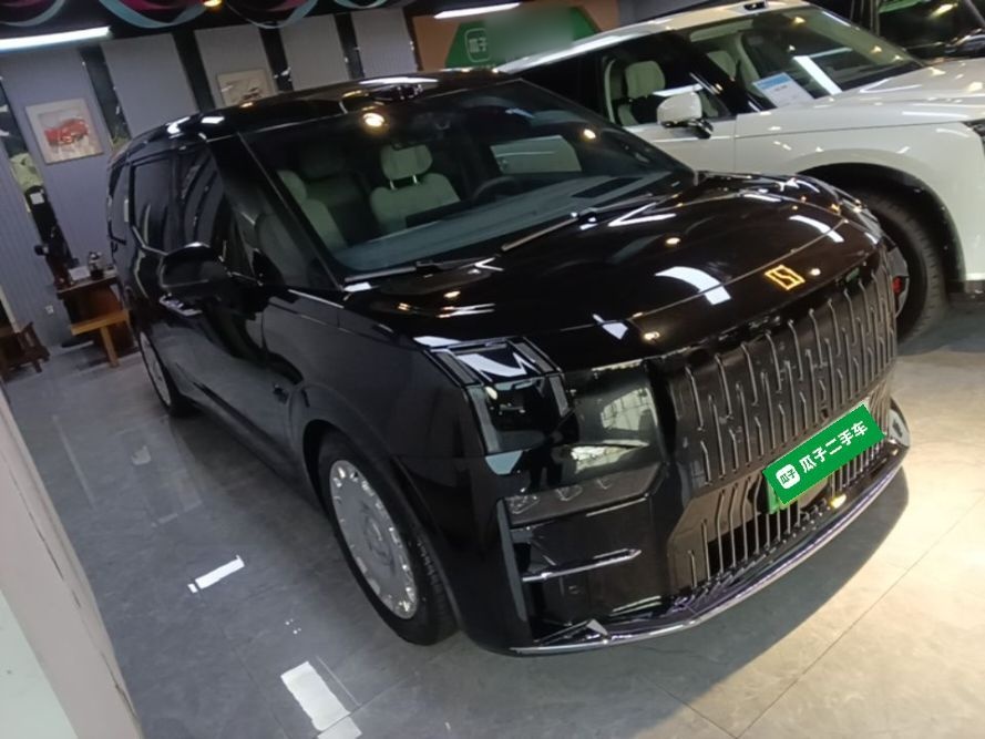 Zeekr 009 2024 Six-Seat Executive Version 4WD 108 kWh — снимка 3
