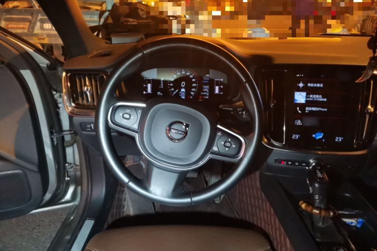 Used Volvo S60 2021 T4 Zhiyi Luxury Edition
