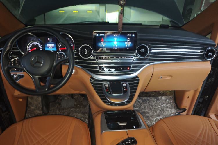 Used Mercedes-Benz V-Class 