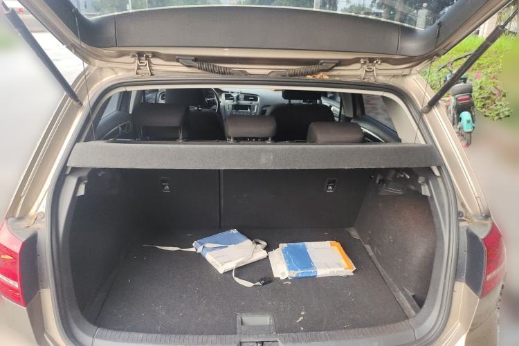 Used Volkswagen Golf 2015 1.4TSI Automatic Comfort Model Trunk