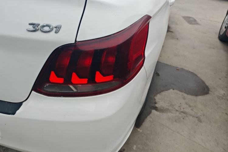 Used Peugeot 301 2017 1.6L Manual Comfort Edition
