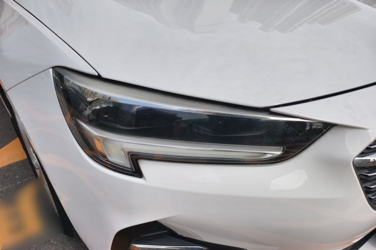 Used Buick Regal 2020 552T Luxury Version Right Front Headlight