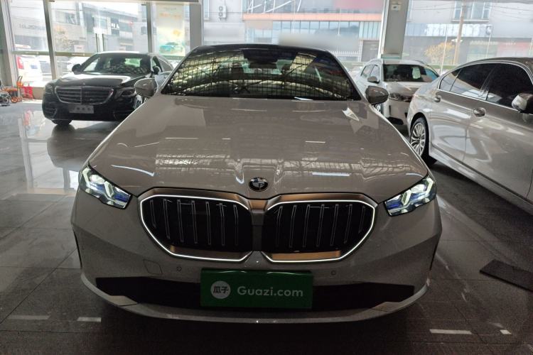 Used BMW 5 Series 2024 530Li Luxury Package Premium Edition
