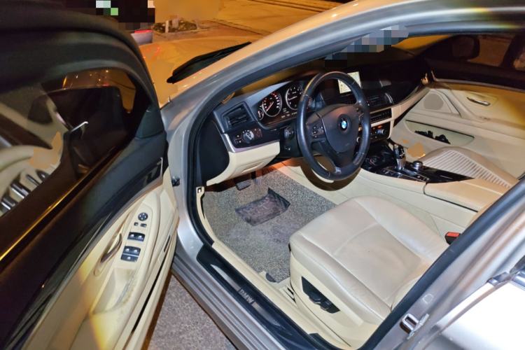 Used BMW 5 Series 2013 520Li Elegant Edition
