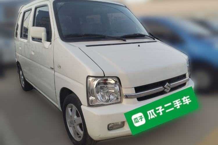 Used Suzuki Wagon R 2016 1.4L Manual Value Model Front Right 45 Deg