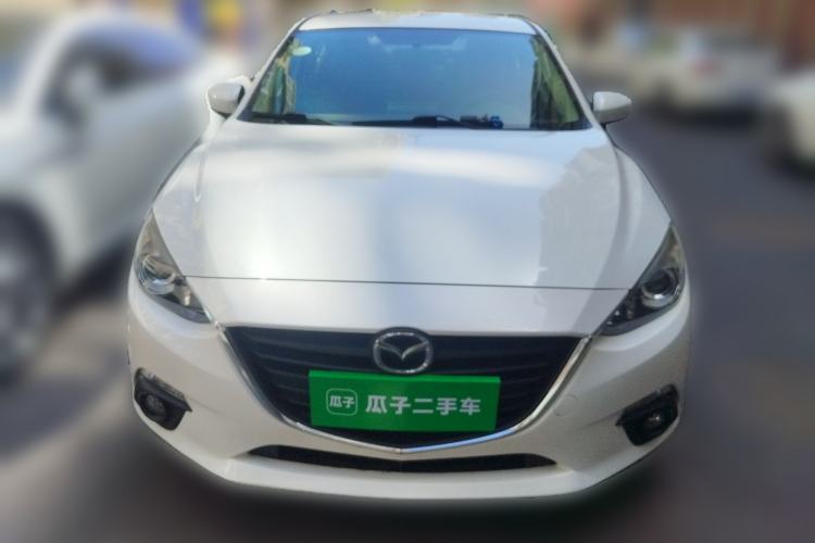 Used Mazda 3 Axela 2016 Sedan 1.5L Automatic Comfort Model
