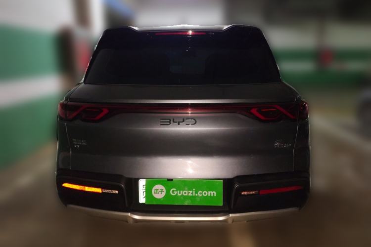 Used BYD Yuan UP 2025 Intelligent Driving Version 401 KM Dynamic Edition Rear