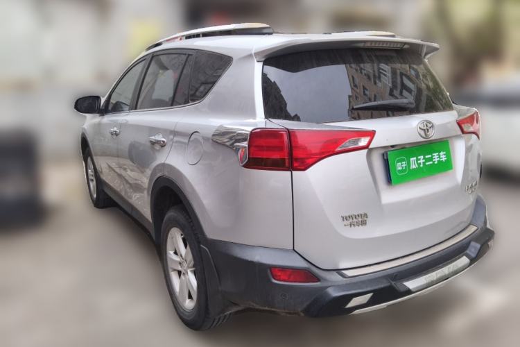 Used Toyota RAV4 2013 2.0L CVT Four-Wheel Drive New Edition Rear Left 45 Deg