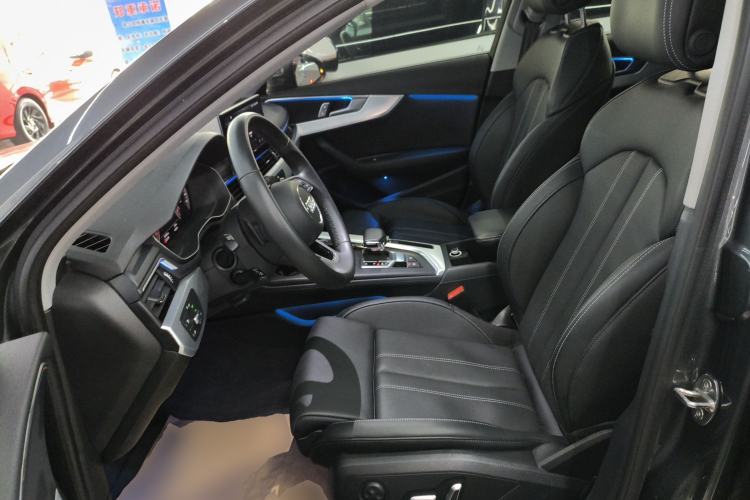 Used Audi A4L 2024 40 TFSI Fashion Dynamic Model
