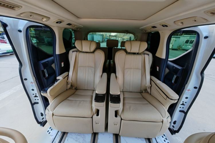 Used Toyota Alphard 2020 Dual-Engine 2.5L Prestige Edition
