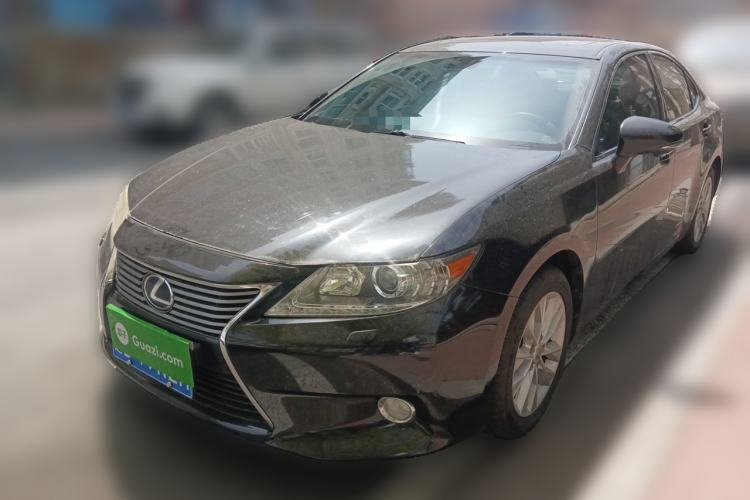 Used Lexus ES 2013 300h Elite Edition