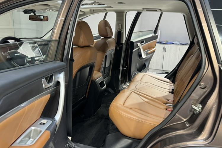 Used Haval H6 2015 Sport Edition 1.5T Automatic Two-Wheel Drive Luxury Model