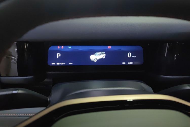 Used iCAR 03 2024 472km Four-Wheel Drive Long-Range Version
