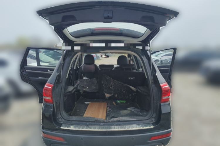 Used Haval H6 2017 Red-Label Sport Edition 1.5T Automatic Two-Wheel Drive Luxury Model Trunk