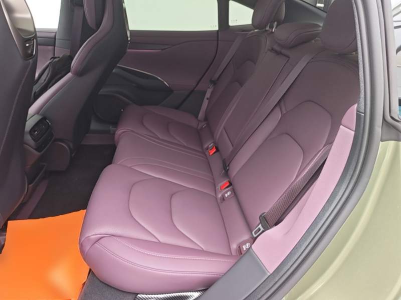 Used Xiaomi Auto SU7 2024 Rear-Drive Long-Range Intelligent Driving Version — 16