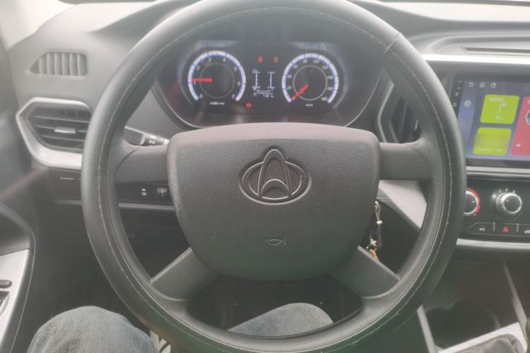 Used CHANGAN KAICHENG Ruixing M60 2023 1.6L CNG Comfort-Grade 6-Seater Passenger Vehicle Steering Wheel
