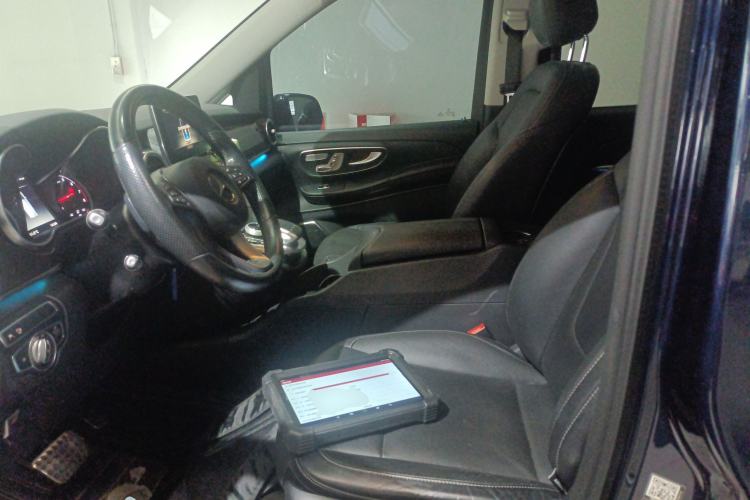 Used Mercedes-Benz V-Class 2018 V 260 Avantgarde Edition China V
