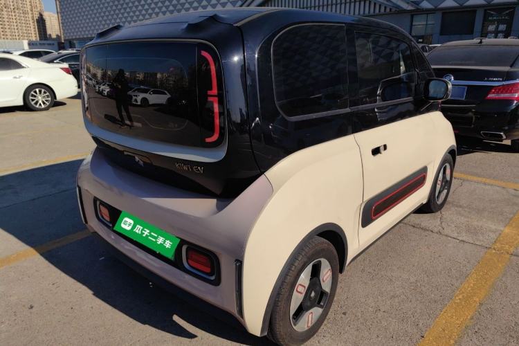 Used Baojun KiWi EV 2021 Artist Model Lithium Iron Phosphate