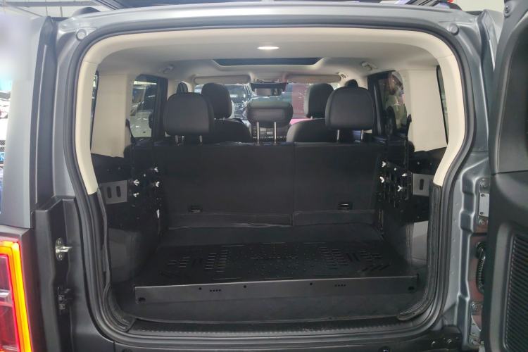 Used Haval Raptor 2025 2.0T 4WD Pro Trunk